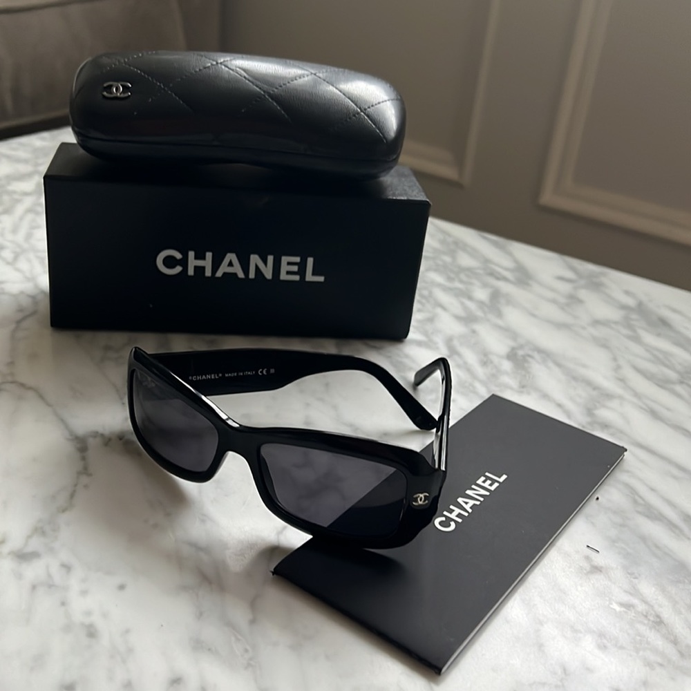 CHANEL Quilted Sunglasses Black 2000s